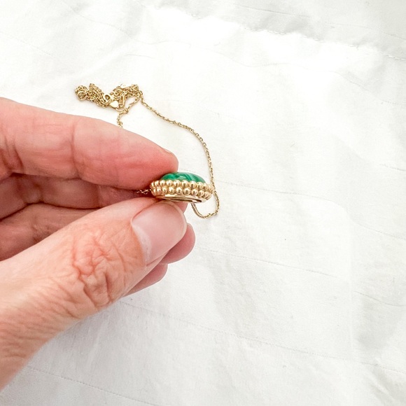 VCA inspired  malachite perle necklace 14k gold - Picture 3 of 4